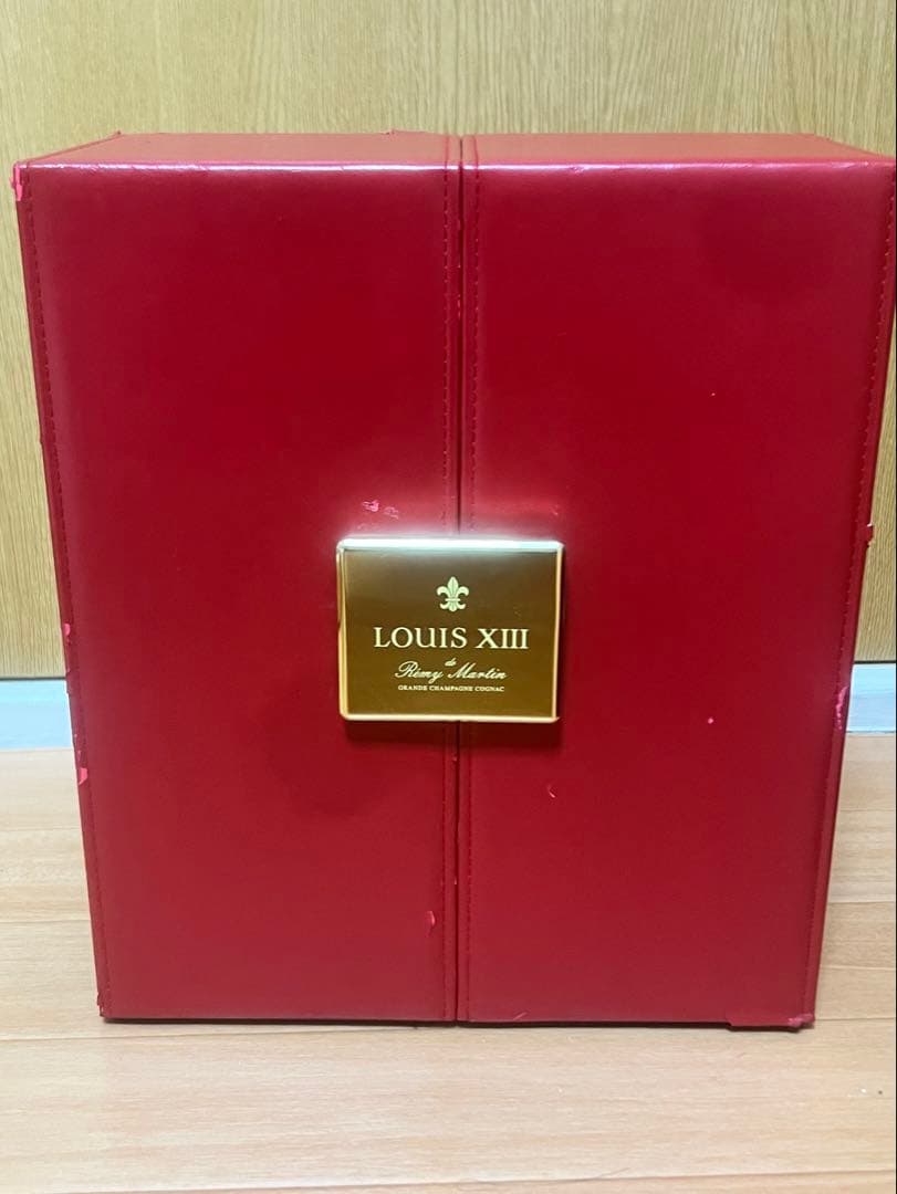 テ*ン様 【希少】レミーマルタン　ルイ13世　観音開き