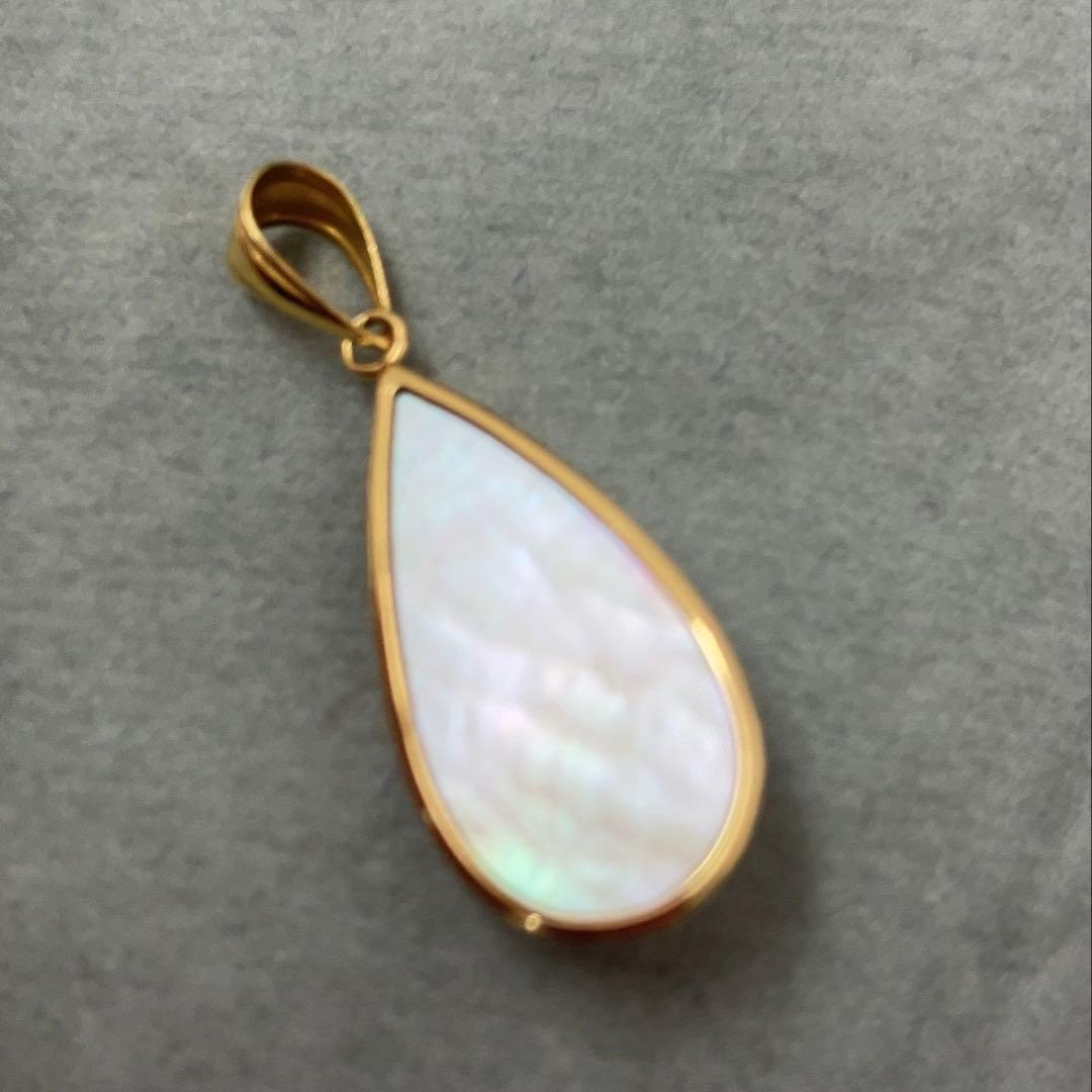 K18 雫型マベパール　ペンダントトップ