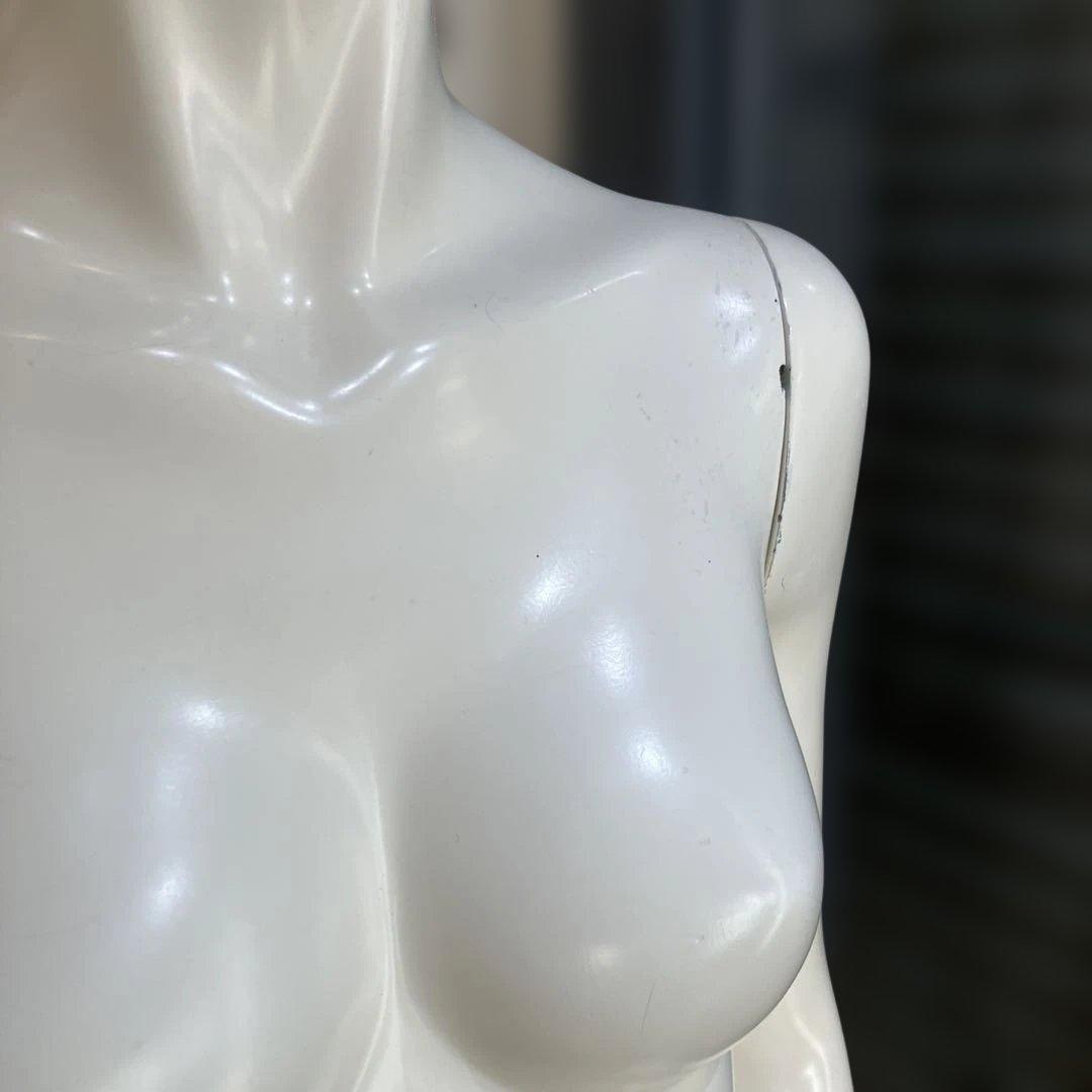 ホワイト女性用マネキン スタンド付き
