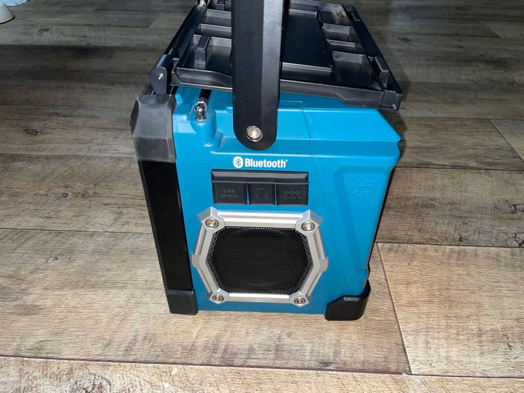 マキタ　TV100ポータブルテレビ