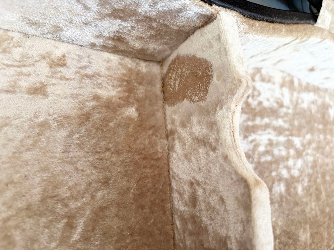 バイオリン 本体と肩当て、ケースベルト付き