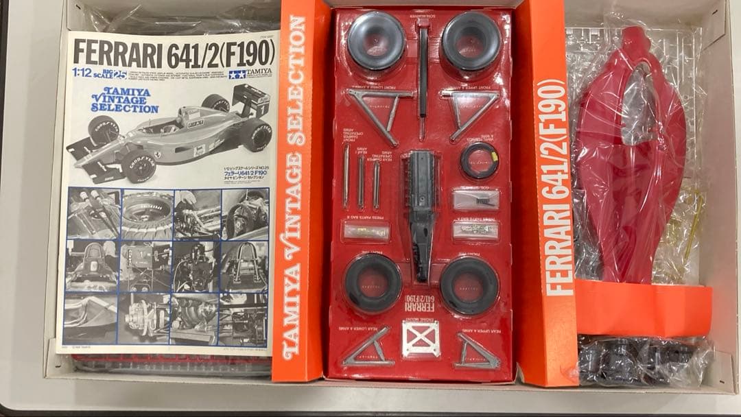 Tamiya Ferrari 641/2 (F190) 1/12スケール