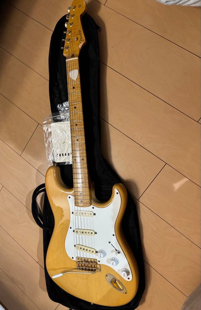 【値下げ】Fender 40thAnniversary Stratocaster