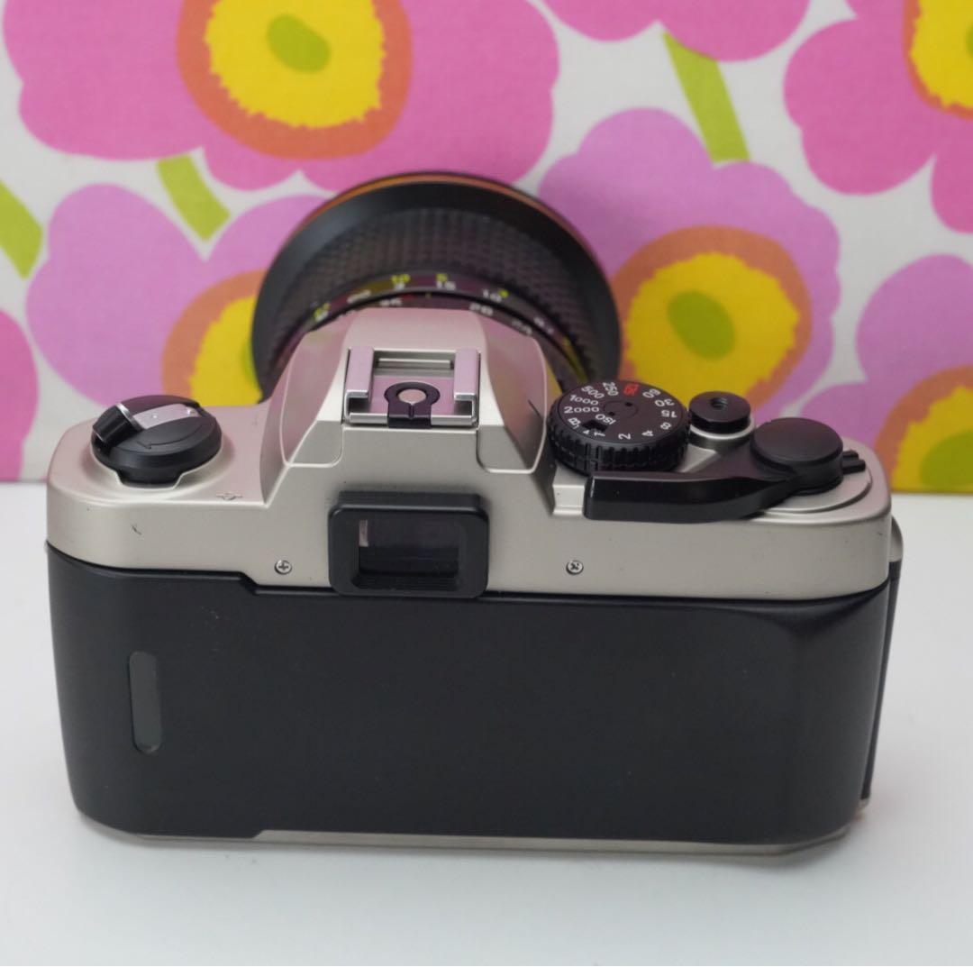 カメラ女子に❤️FM10❤️24-40mmF2.8付❤️ニコン最後のMFフィルムカメラ