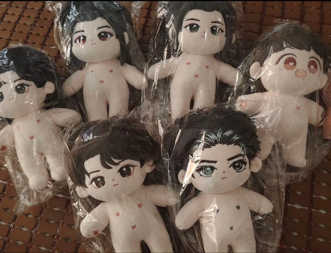 王一博　20cmぬいぐるみ