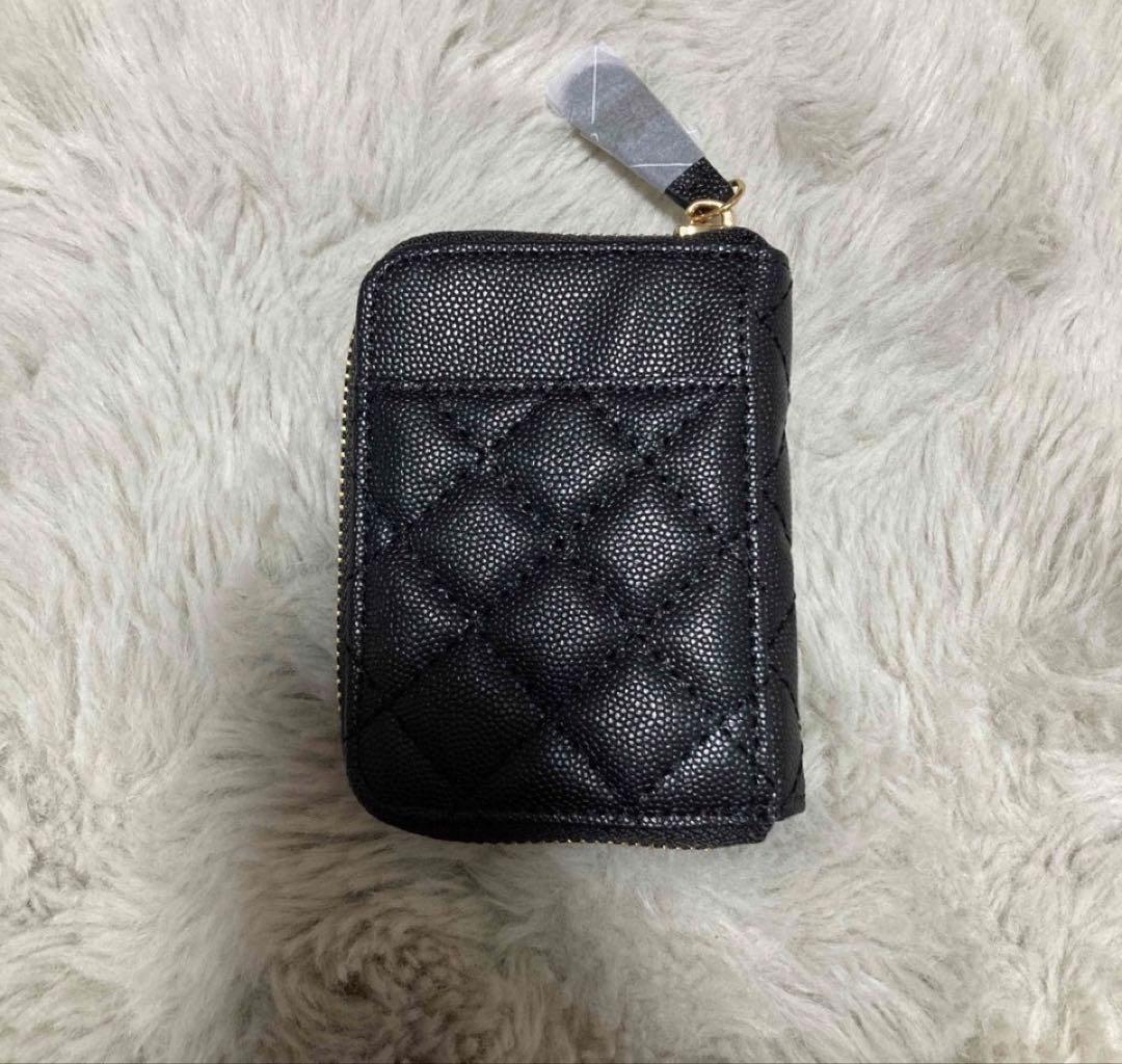 CHANEL ノベルティ　フラグメントケース