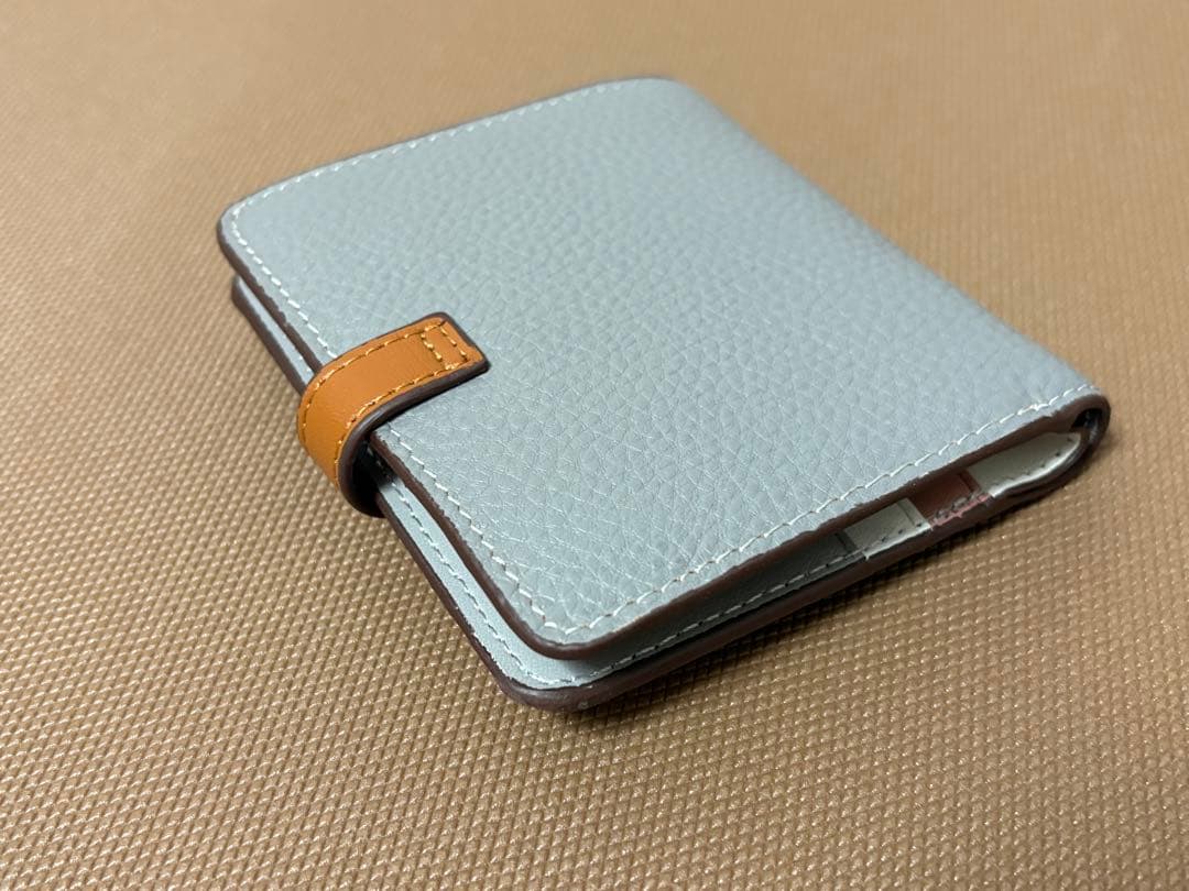 【新品】トリーバーチ　 財布 二つ折り バイカラー ミニウォレット サフィアーノ