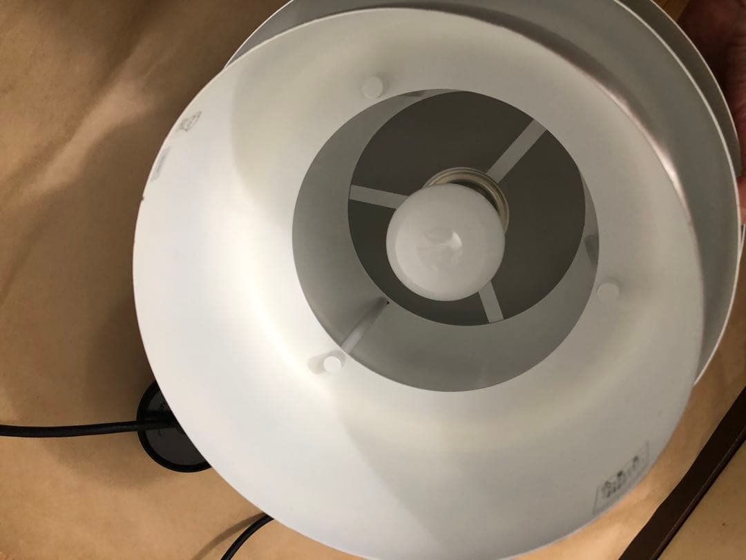 ボーコンセプト　BoConcept　パインコーン ペンダントランプ　サテン仕上げ