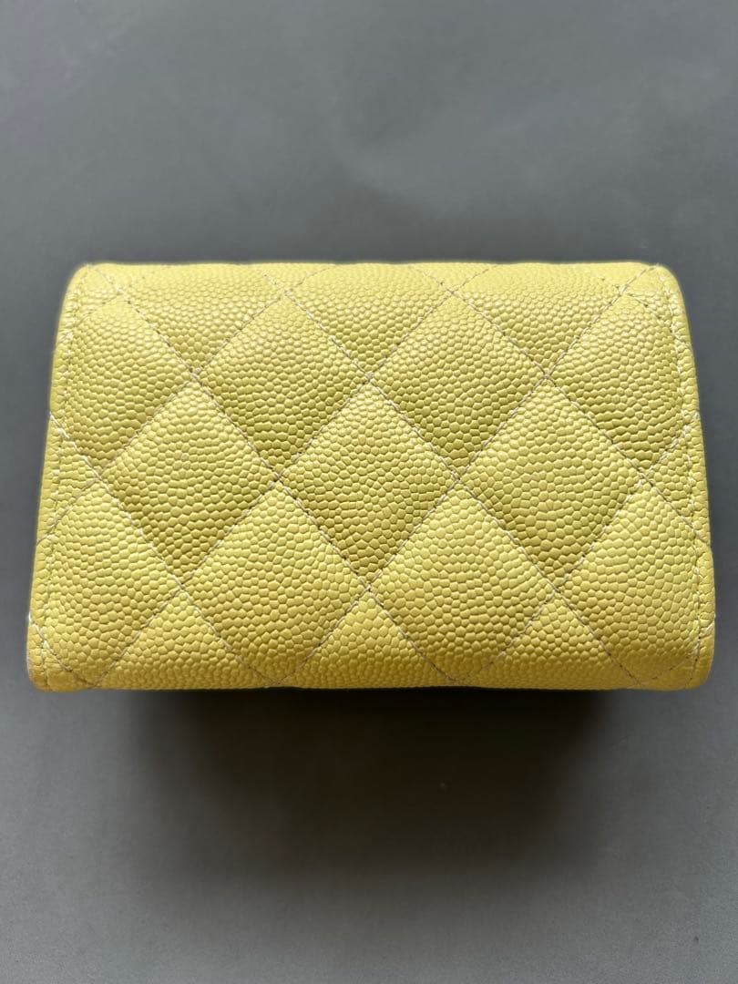 イエロー 三つ折り財布 マトラッセ イエロー