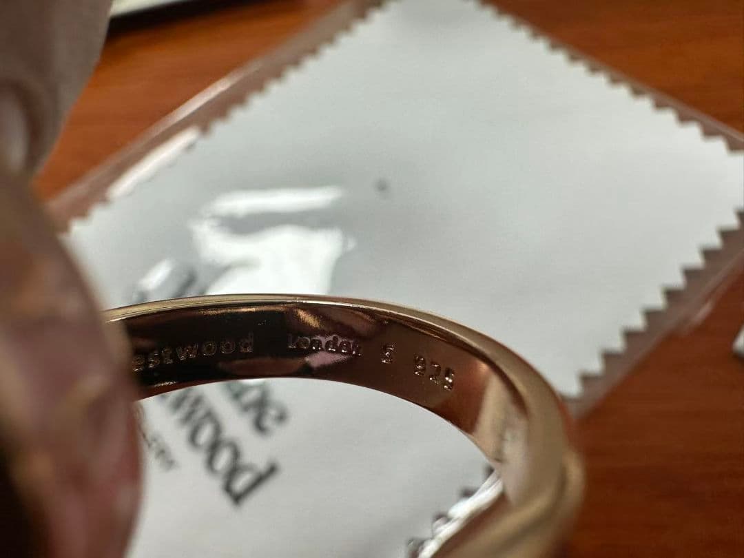 Vivienne Westwood ピンク スリーストラップリング