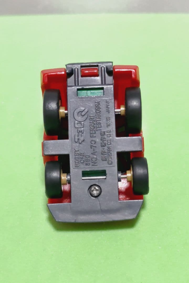 チョロＱ、フェラーリ・テスタロッサ・赤色