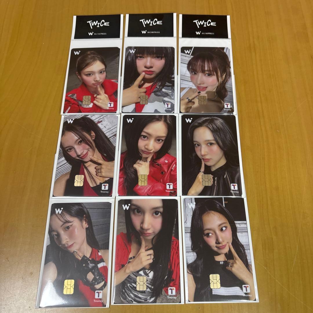 販売終了品 TWICE WOWPASS コンプセット　トレカ無し
