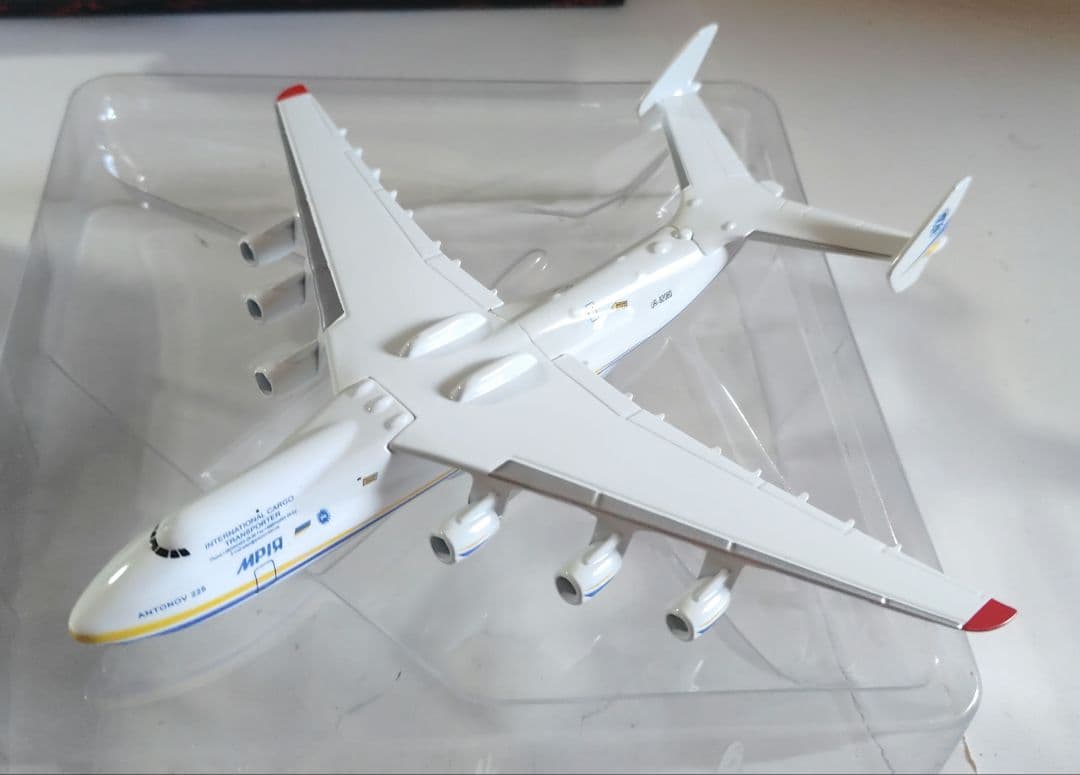 希少 迫力満点 1/400 An-225 ムリーヤ 塗装 スタンド附属