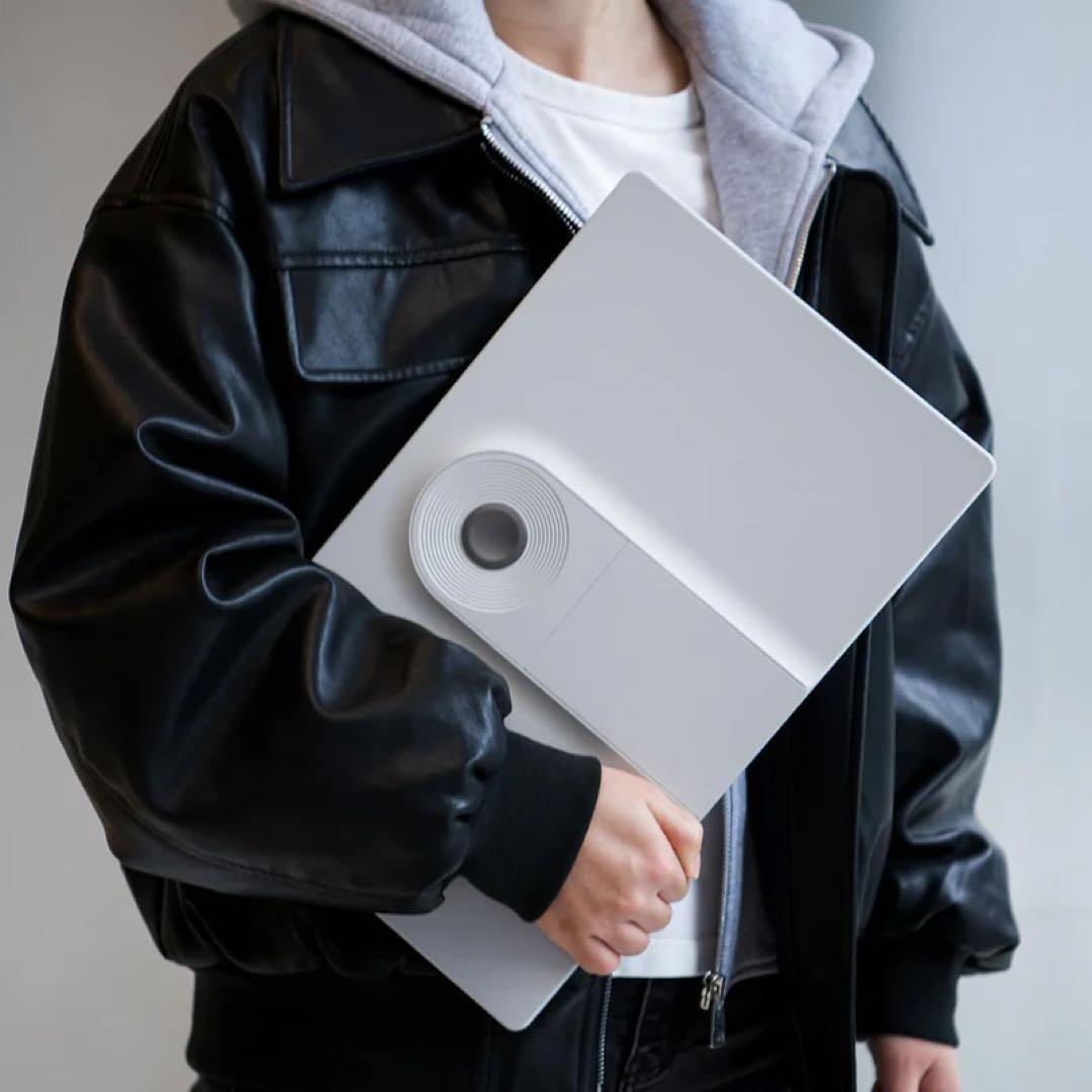 SOTSU SleekView 15.6インチ ポータブルモニター