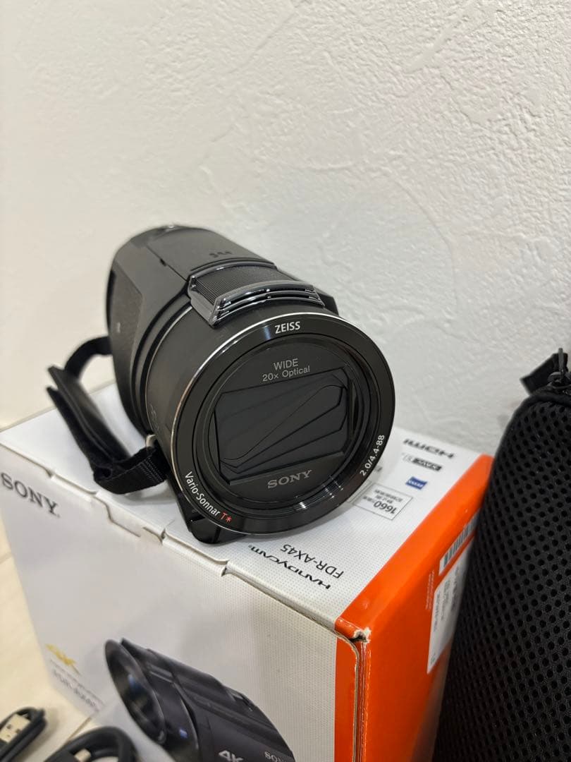 【ほぼ未使用】SONY4K ビデオカメラ Handycam FDR-AX45