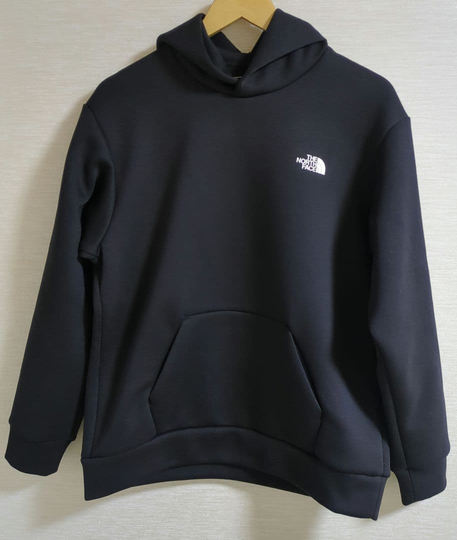 ろ*み様 THE NORTH FACE　テックエアースウェットワイドフーディスト