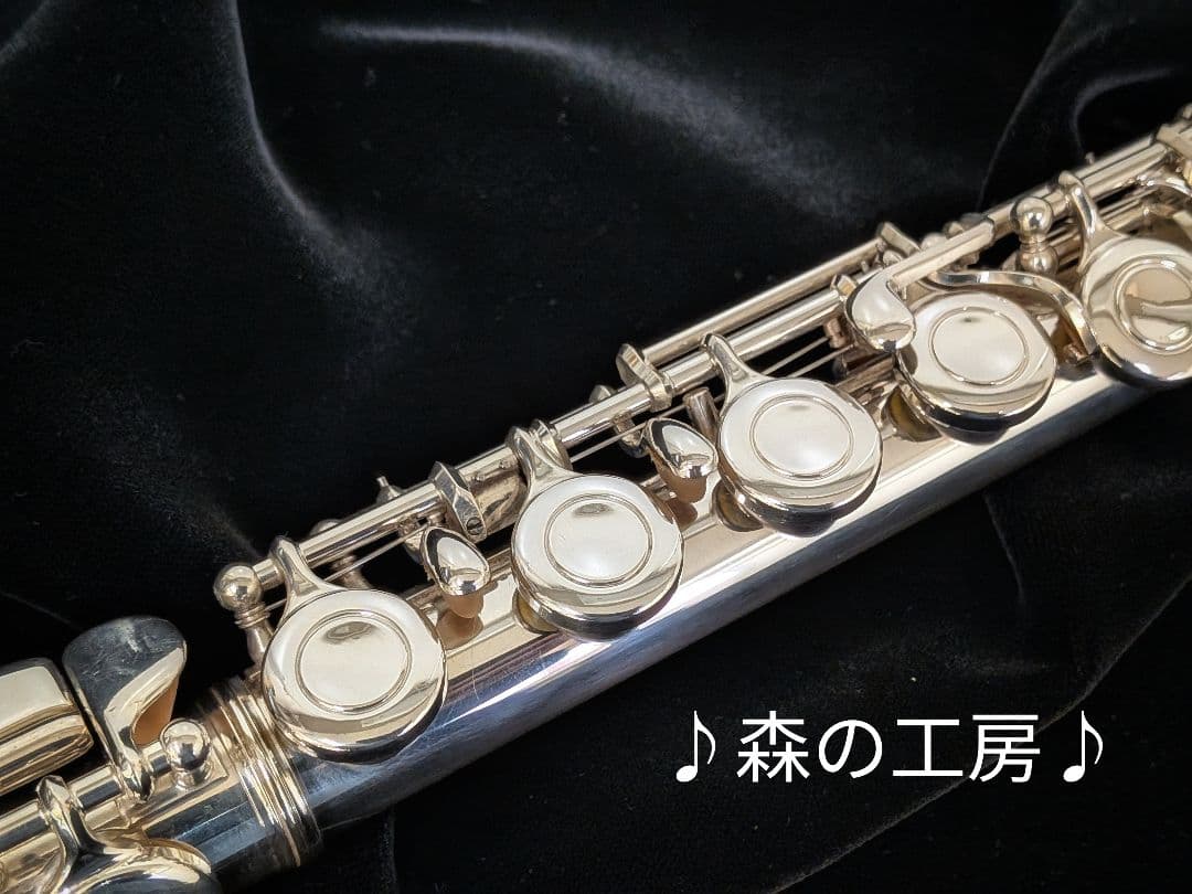 値下げ‼️中古フルート専門店‼️銀メッキ　ヤマハフルート YFL211S Eメカ