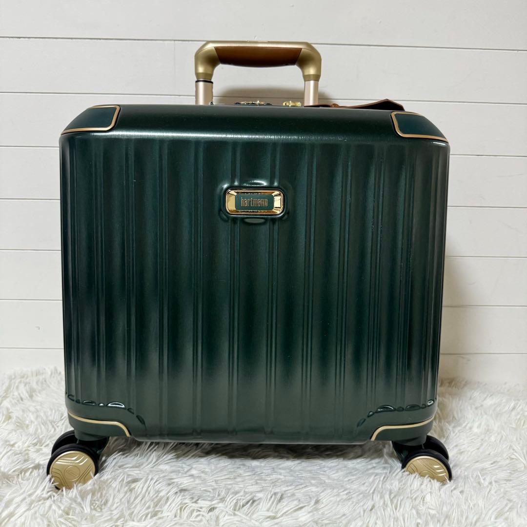 新品未使用✨hartmann キャリーケース　ノヴァクラシック　ダークグリーン