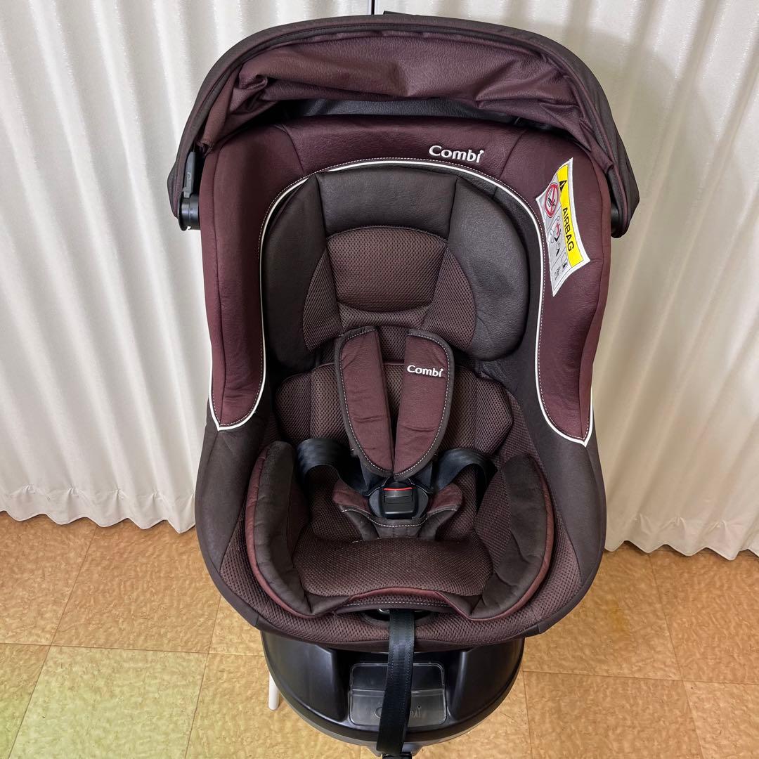 クリーニング済　☆綺麗☆　コンビ　新生児OK　ネルーム　ISOFIX　ブラウン