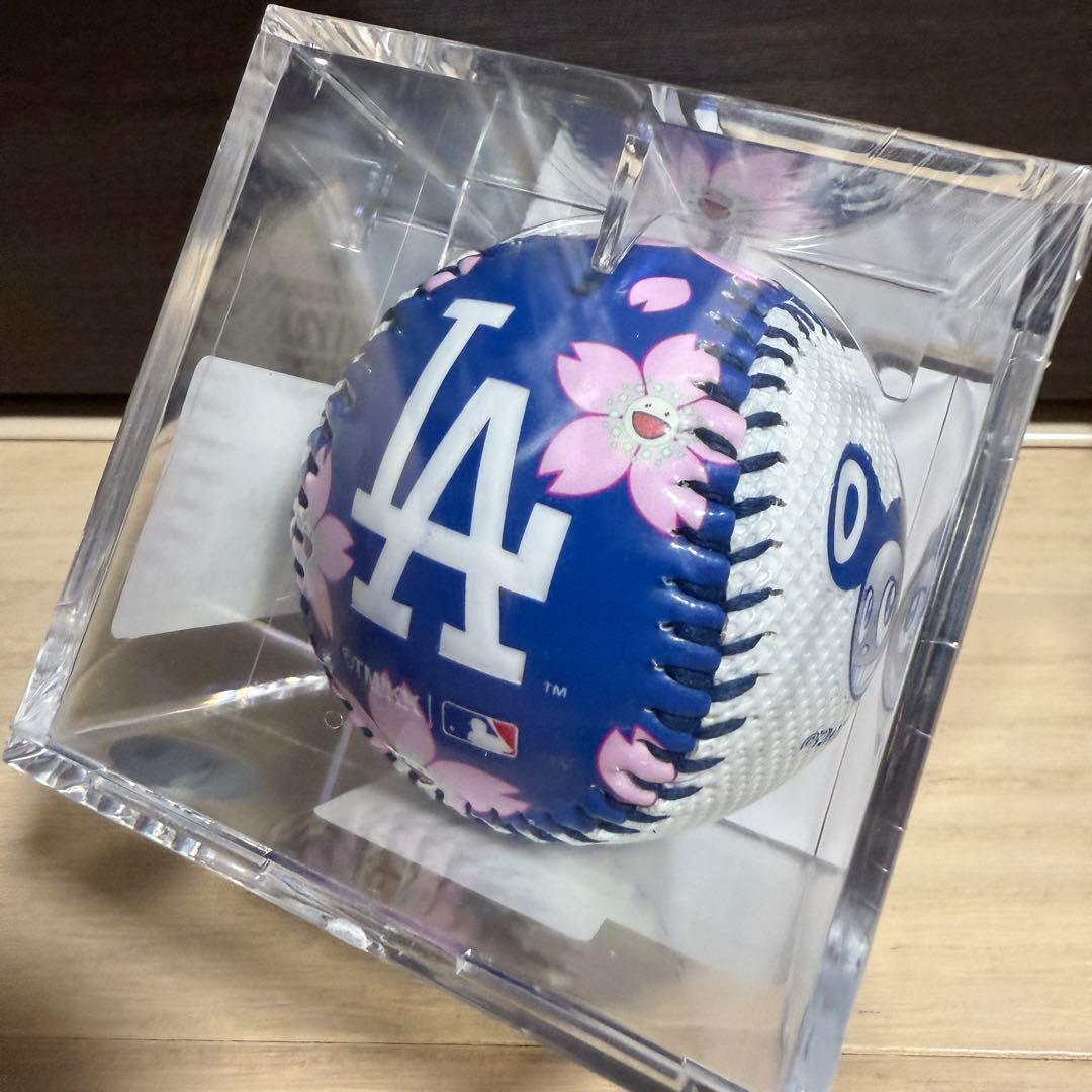 【たつ様】村上隆×MLB TOKYO SERIESレプリカボール　ドジャース