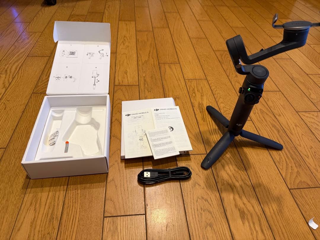 DJI Osmo Mobile 6 スマートフォンスタビライザー