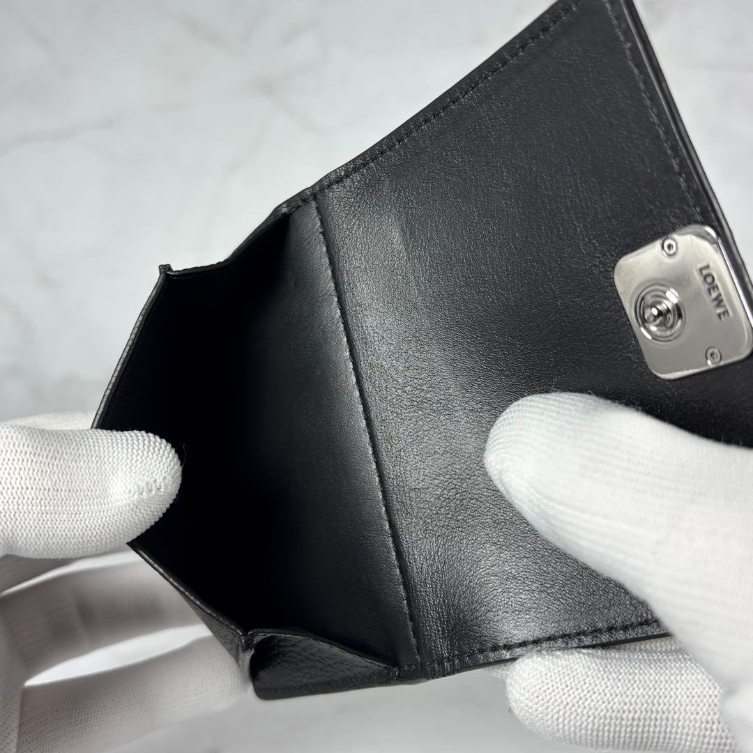 ロエベ　アナグラム　トライフォールドウォレット　Wホック　三つ折り　財布