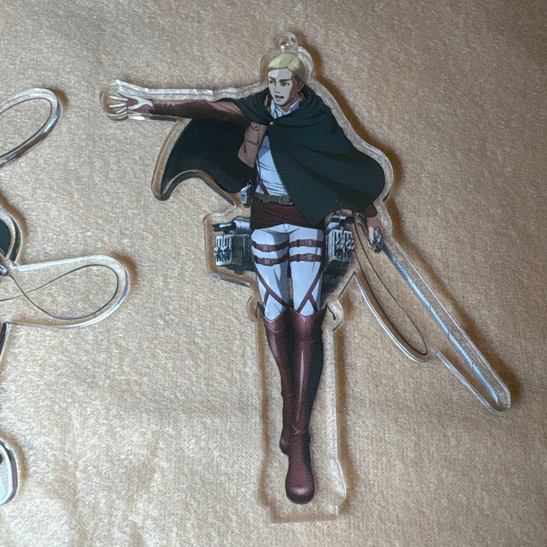 進撃の巨人　ジョイポリス　アクスタ　エルヴィン リヴァイ