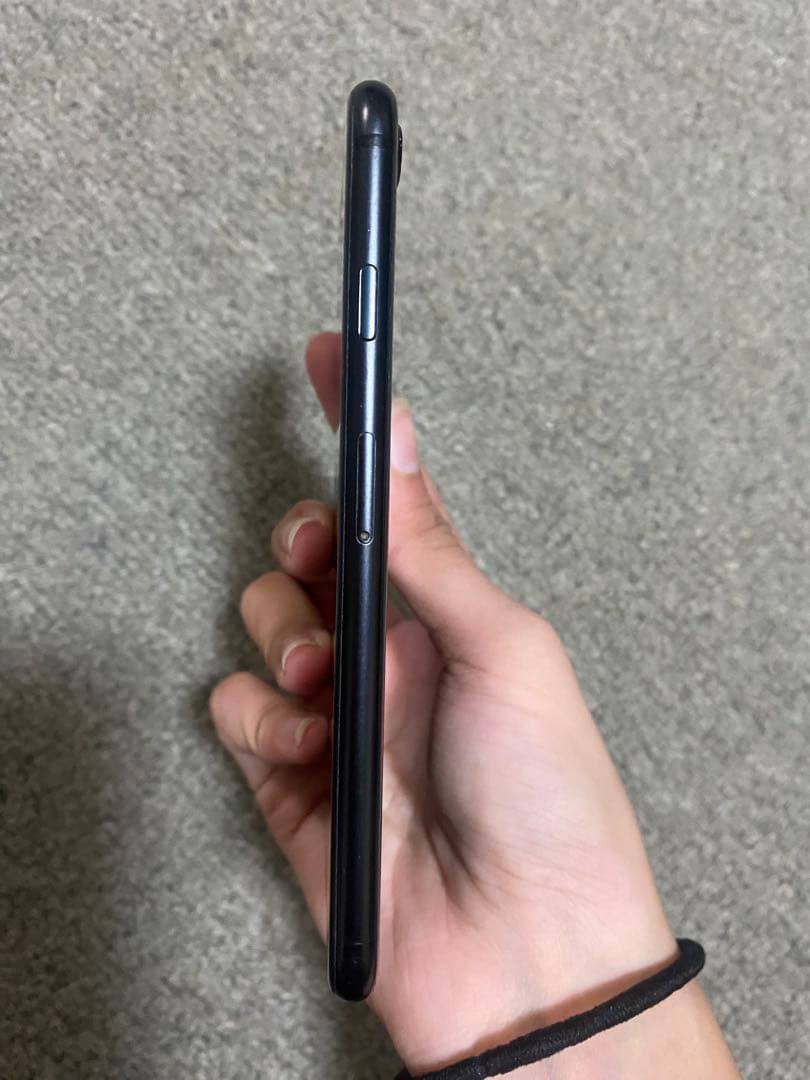 チ*ん様 iPhoneSE第2世代 64GB ブラック SIMフリー 初期化済