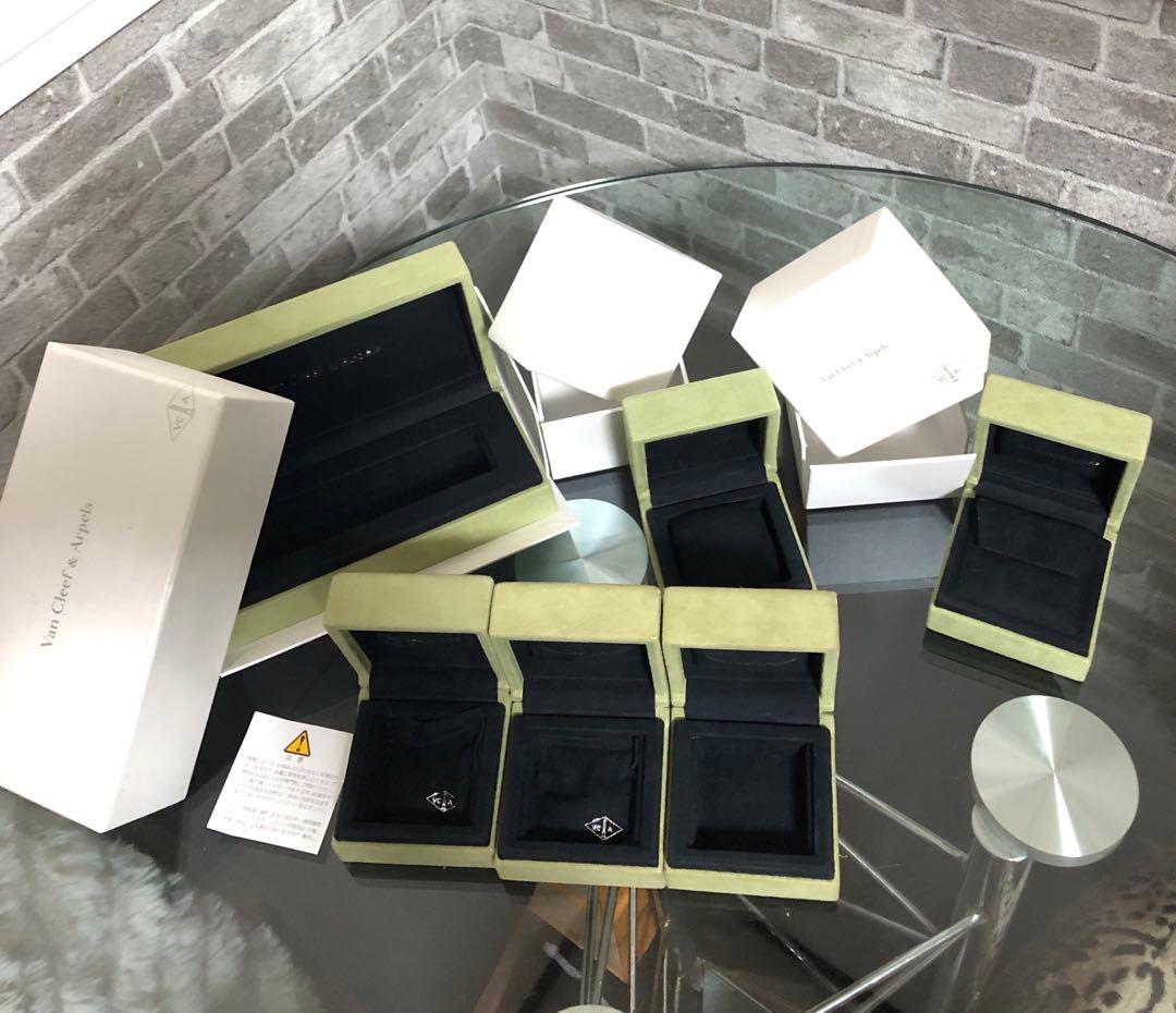 ヴァンクリーフ＆アーペル　アクセサリーケース　ピアスケース　ブレスレットケース等
