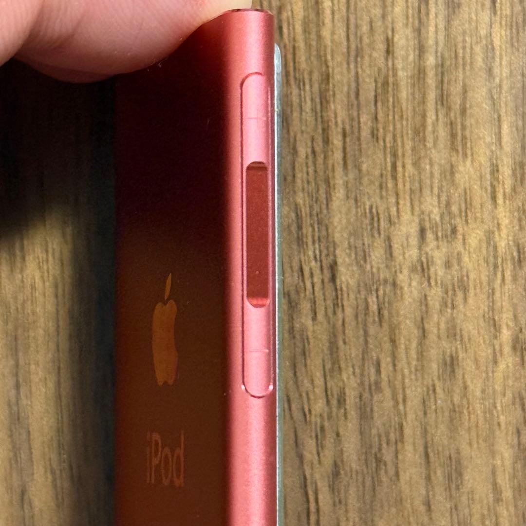 Apple iPod nano（第7世代）ピンク 16GB　シリコンカバー付き