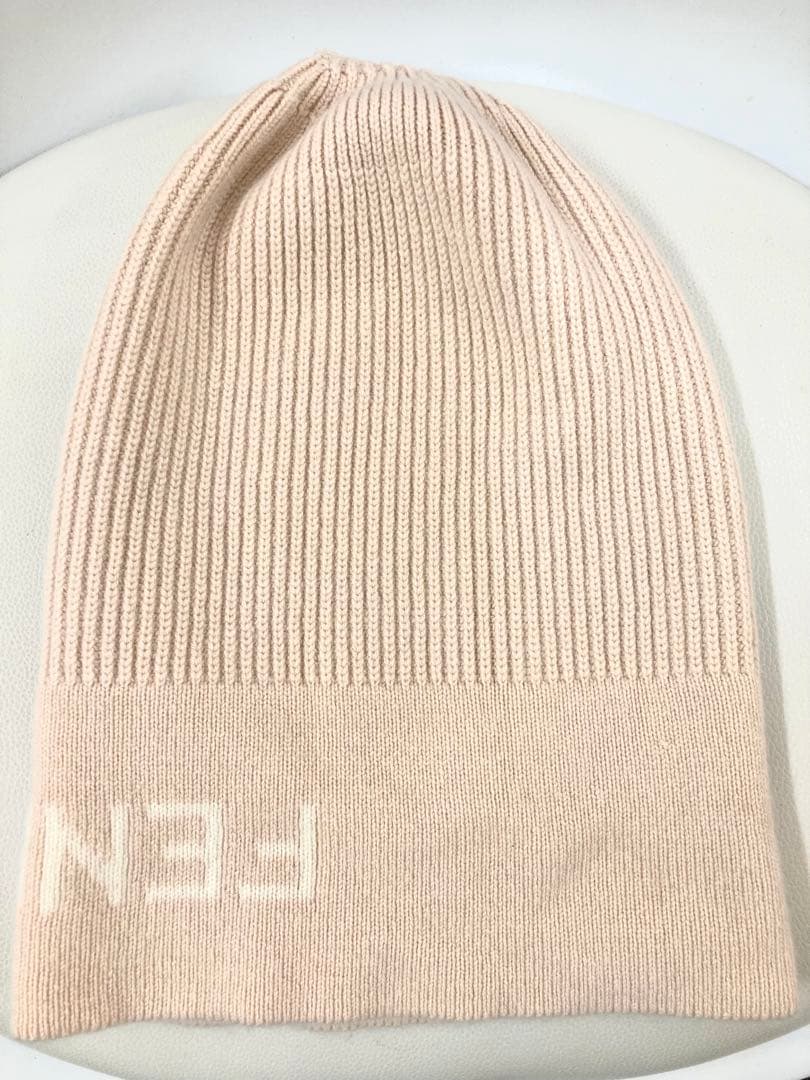 FENDI フェンディ ニット帽 ピンク