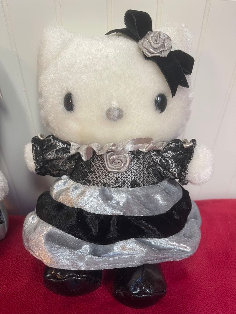 レア☆キティ デラックスブラック&シルバードレス ドール 2体 ぬいぐるみ