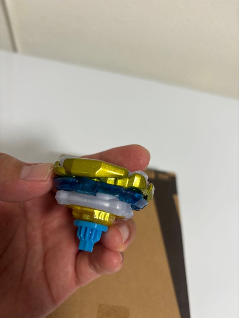 ベイブレードx 新品未使用品‼️ ペガサスボルトS4-70Vメタルコート：ゴールド