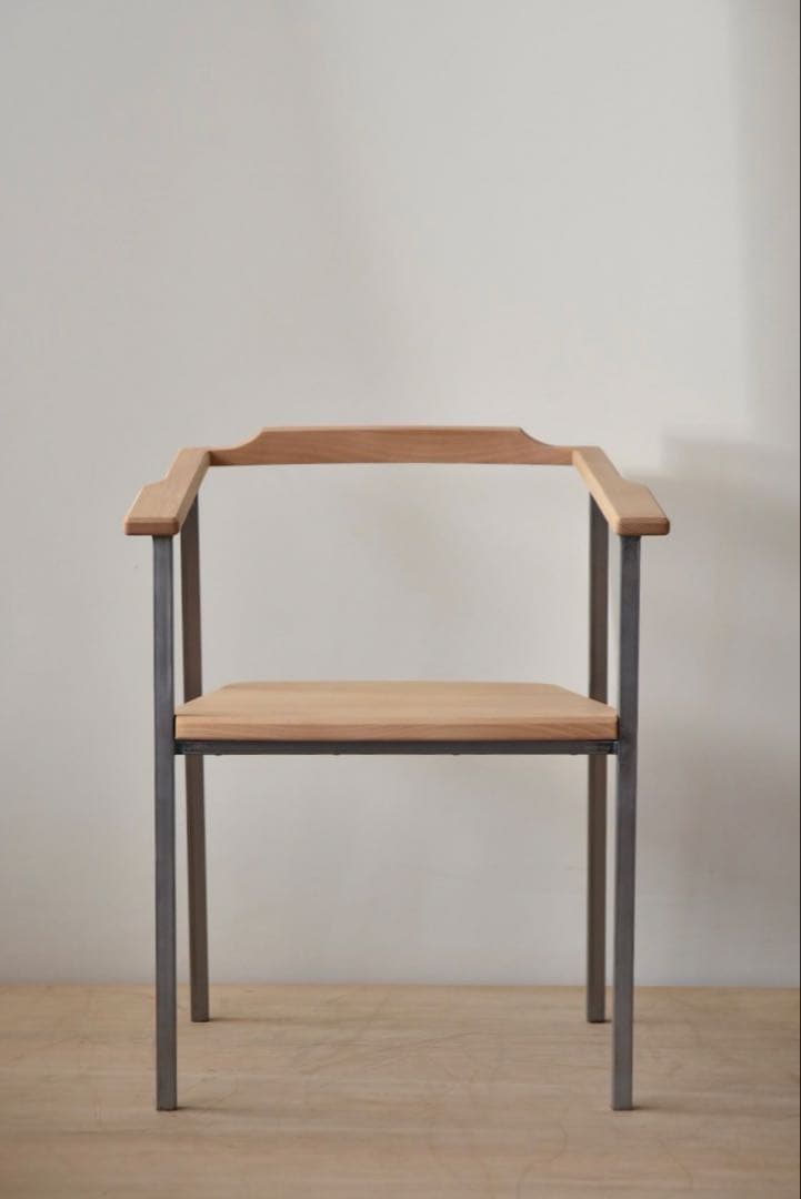 TIMBER COURT特注チェア　②