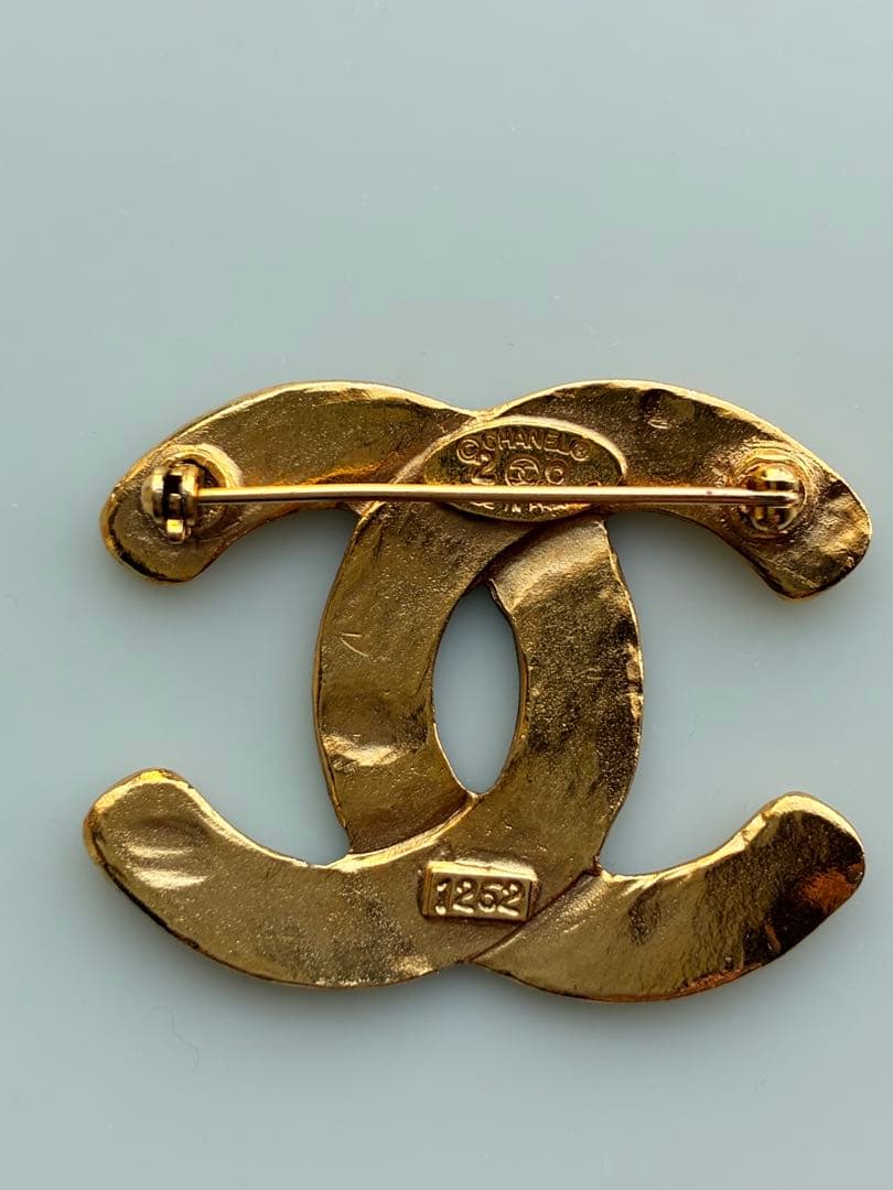 CHANEL ゴールドブローチ ヴィンテージ