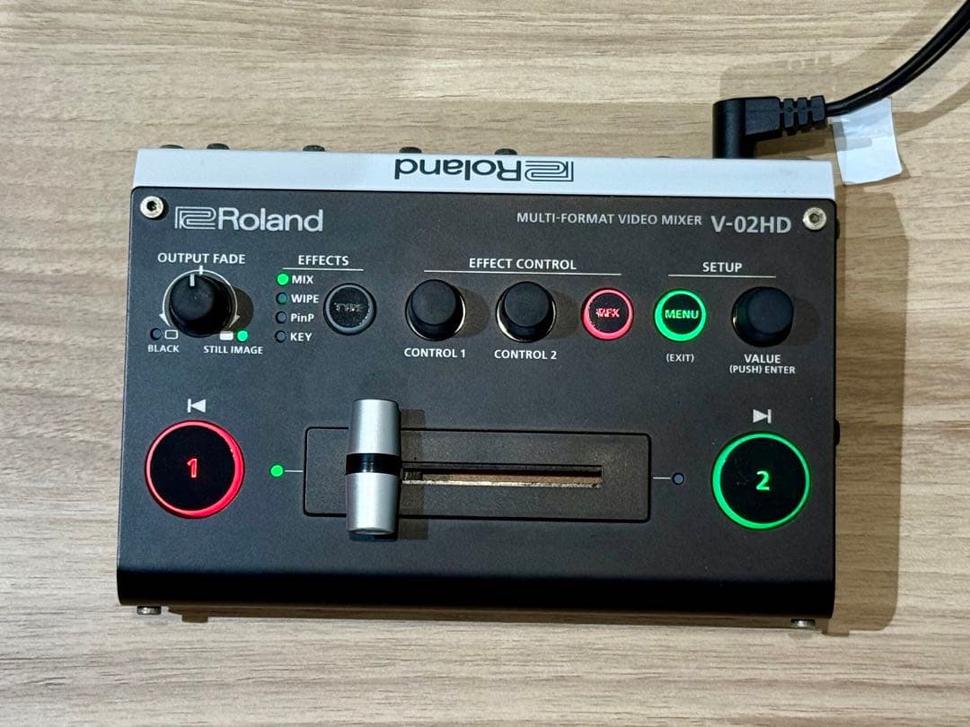 Roland V-02HD スケーラー内蔵 2CH ビデオスイッチャー
