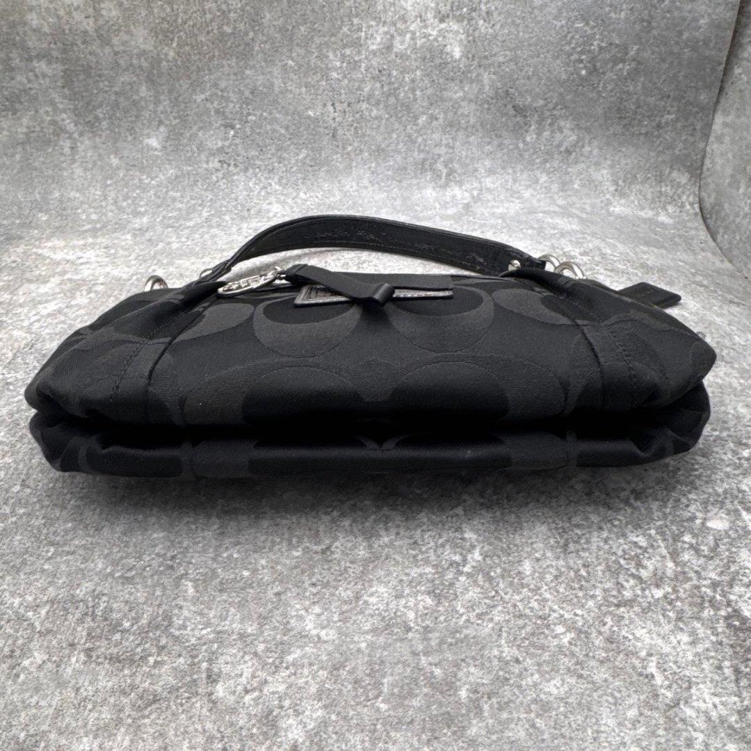 Coach Accessory Pouch Black　F16292　y2k