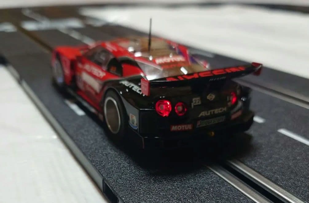スロットカーカレラ日産GT-R GT500 NISMO MOTUL AUTECH