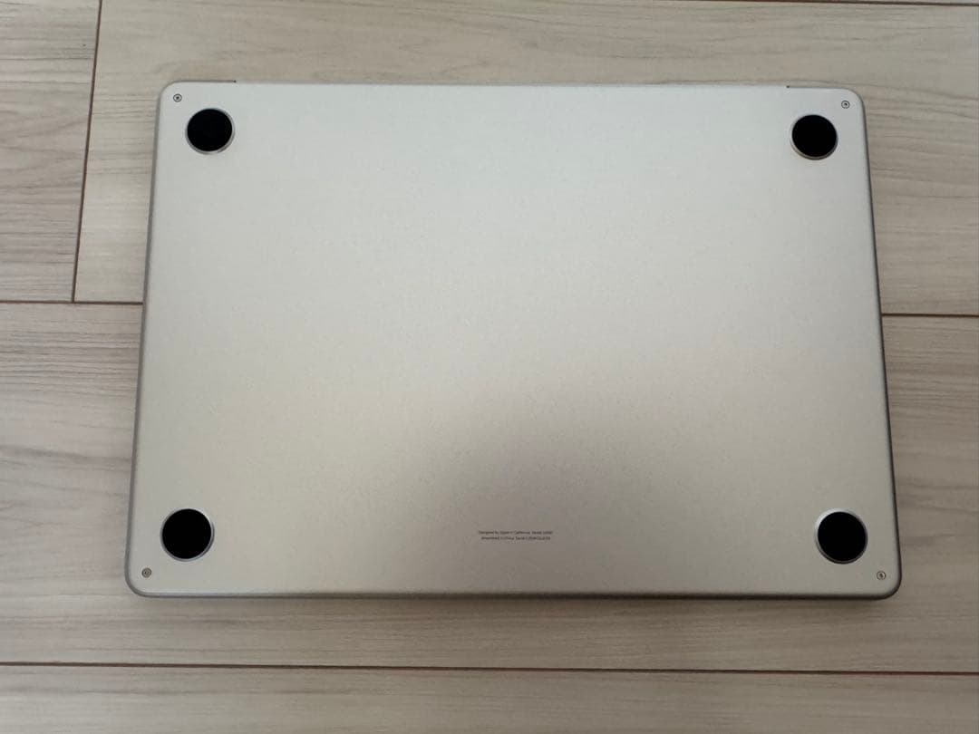 2022 13インチMacBook Air【箱・付属品あり】