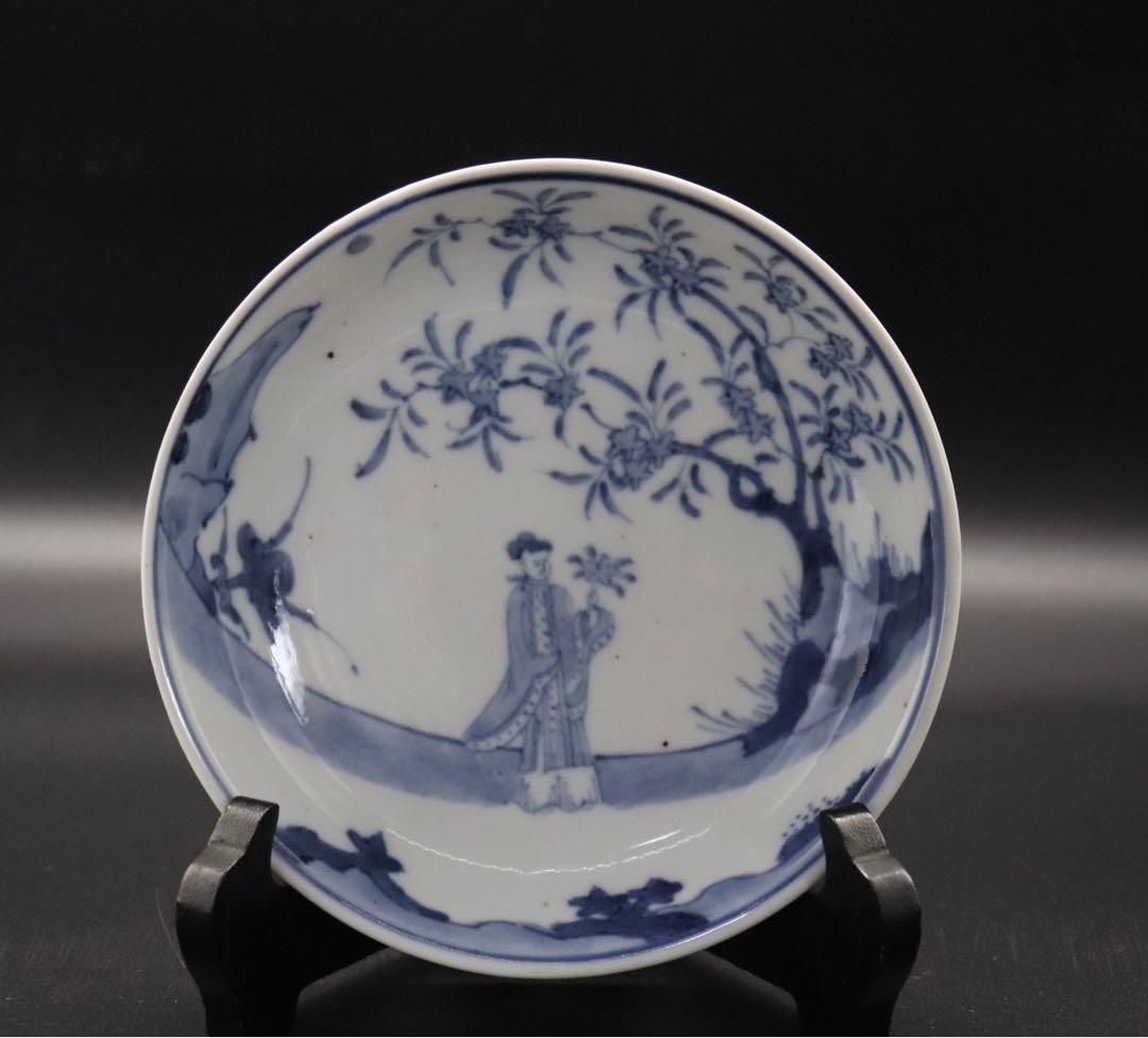 中国　明時代　染付仕女紋小皿　送料込み0908