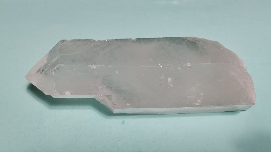 パワーストーン　天然石　ポイント　レインボー入り水晶　569g　No.948