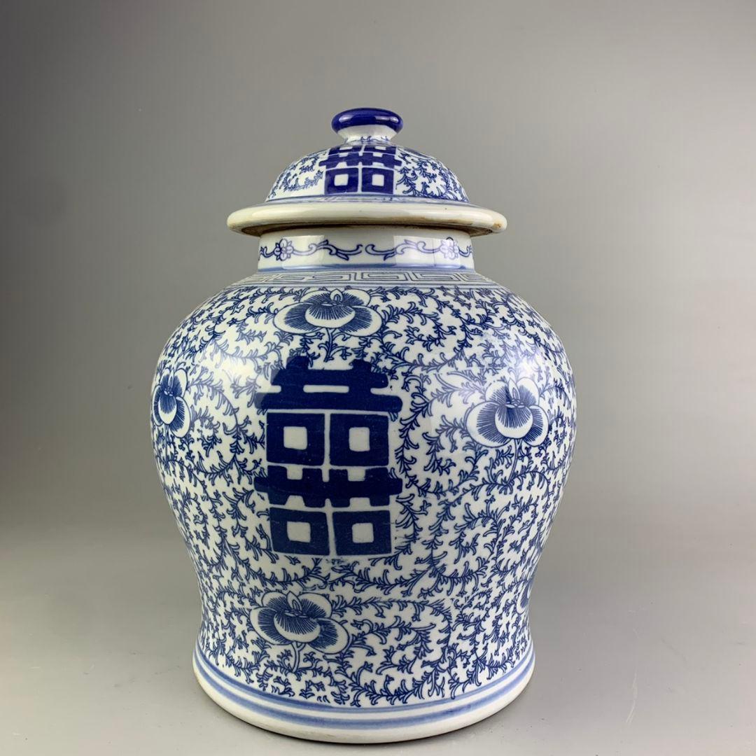 青花喜字紋将軍缶 景徳鎮 陶磁器 装飾品 現代工芸品 美術品 置物