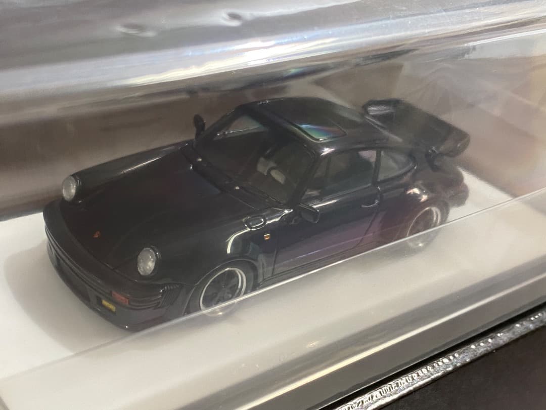 【新品同様】ミニカー ポルシェ 930ターボS 3.3 1989年式 1/43
