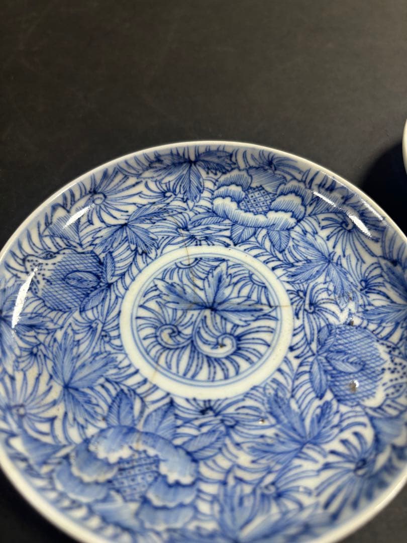 135 伊万里　線描き　花　小皿　古伊万里　鍋島　九谷