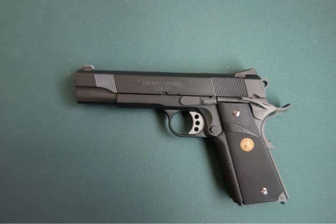 東京マルイ M.E.U. ピストル ガスブローバック予備マガジン付