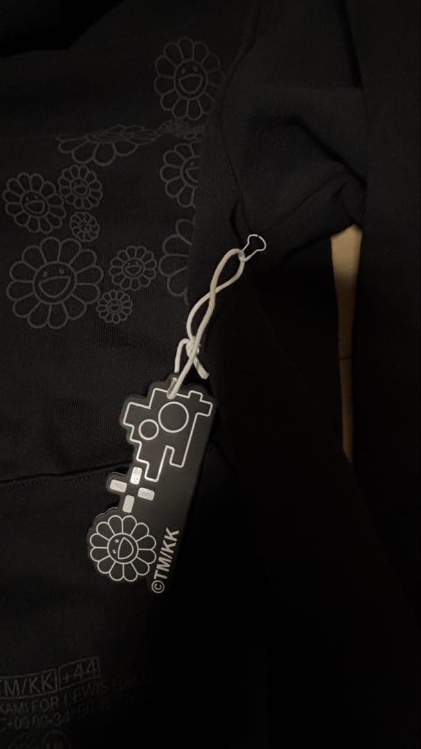 新品ルイス ハミルトン×村上隆 F1 22 日本GP 限定コラボ フラワー　S