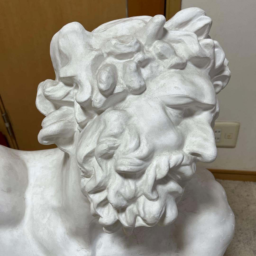 ラオコーン　石膏像　デッサン