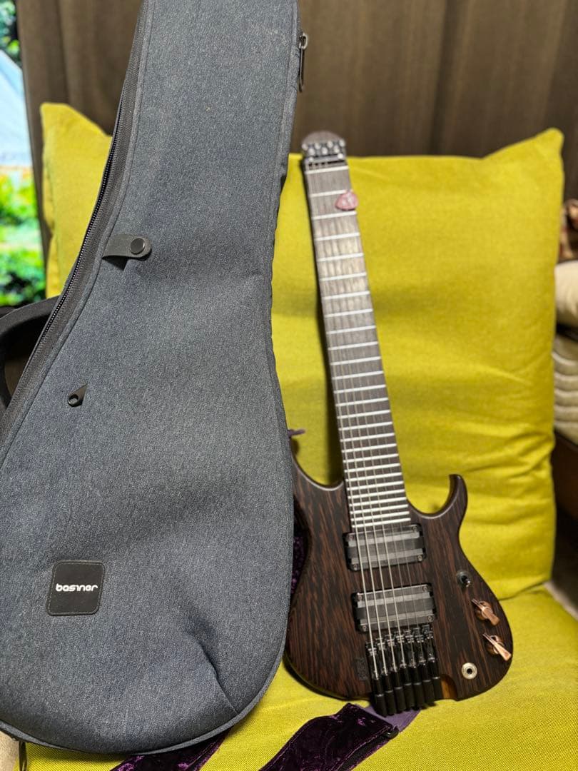 REVguitars Brigitta DD7 ヘッドレス7弦ギター