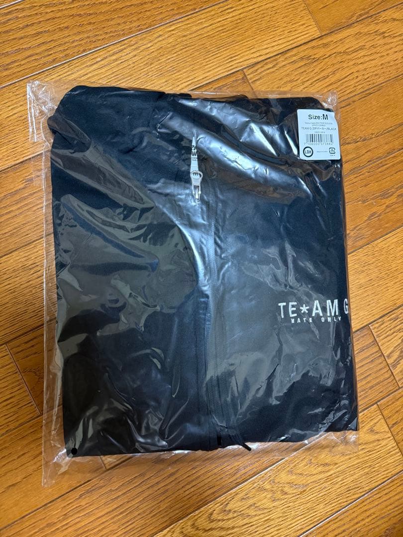 岩田剛典　TEAM G ZIPパーカー　BLACK M