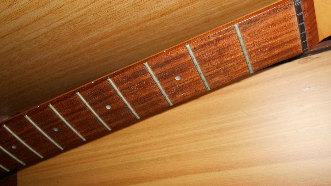 80年代中期～　フェルFSTネック